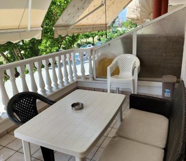 Nei Pori Apartamento | APOSTOLIS APARTMENT