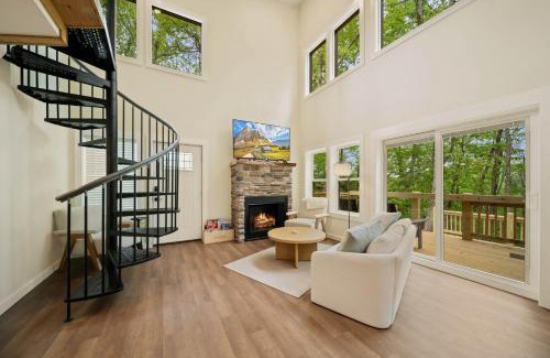 Boone Casa | Appalachian Cottage