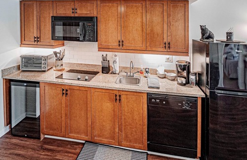 Vernon Condominio | Appalachian Lodge ★ Vistas asombrosas ★ Frente de montaña ★ Chimenea ���� Cubierta ★ @ Mtn Creek ����� 324