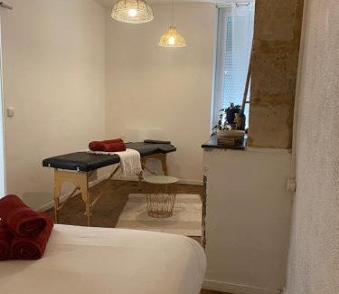 Nansouty-Saint-Genes Apartamento | Apparemment jacuzzi balnéo centre de Bordeaux