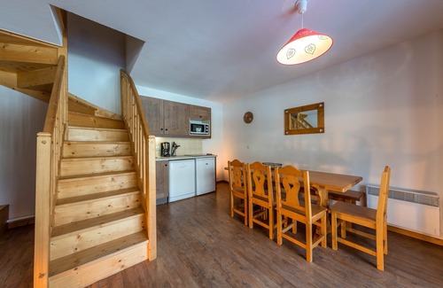 Abries Condominio | Appart 8p équipé + privé, esprit chalet, accès sauna