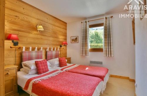 Le Grand-Bornand Apartamento | Appart 4 étoiles au Chinaillon : 4 chambres pour 9 pers, grande terrasse sud, proche pistes et village - FR-1-391-93