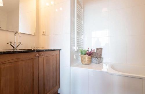 Pla d'Adet Apartamento | Appart 7p Pieds de Pistes avec Piscine Chauffée - FR-1-296-345