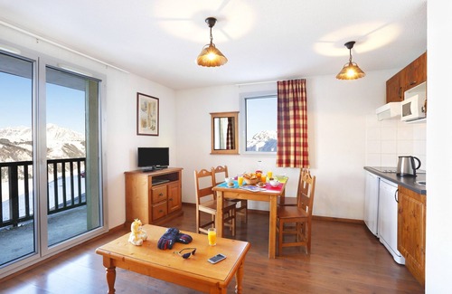 Germ Condominio | Appart cosy + équipé, navette gratuite aux pistes