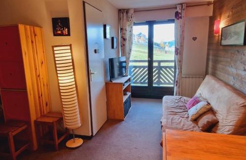 Montalbert Apartamento | Appart cosy 2P+coin montagne, ski aux pieds, proche commerces - FR-1-755-11