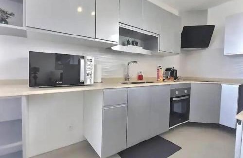 Fort-de-France Apartamento | Appart cosy avec vue sur mer à Fort-de-France, 40 m²