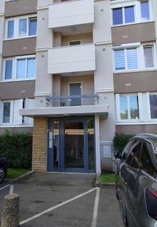 Decines-Charpieu Apartamento | Appart Décines Eurexpo Groupama LDLC Aréna St Ex