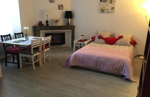 Hotel de Ville - Quinconces Apartamento | Appart de Charme/Grand Theatre