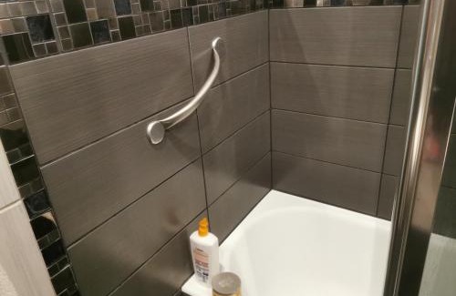 Epinay-sur-Seine Apartamento | Appart en résidence avec home cinéma.