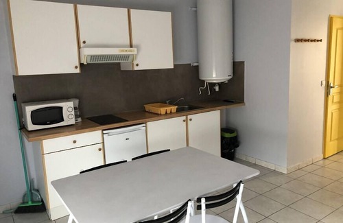 Salon-de-Provence Apartamento | Appart'Hôtel Acadien