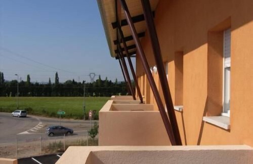 Salon-de-Provence Apartamento | Appart'Hôtel Acadien