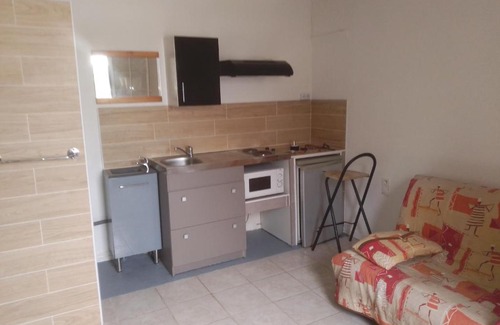 Cuers Apartamento | appart hôtel avec jardin