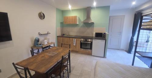Solignac-sur-Loire Apartamento | Appart RDC à Montagnac vers Le Puy-en-Velay