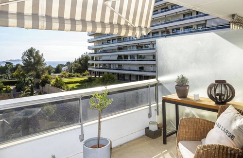 La Plage Apartamento | Appart Standing 2p Dans Résidence Sécurisée/terrasse vue mer / Parking / Prox JO
