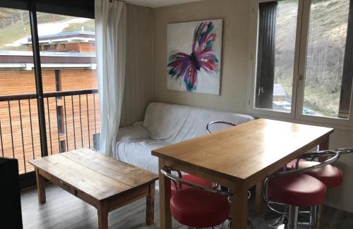 Gouaux-de-Larboust Apartamento | Appart Station de ski Peyragudes versant Les Agudes - 6 pers