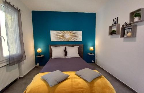 Montelimar Apartamento | Appart T3 avec Cours et Parking Privé