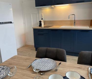 Les Epesses Apartamento | Appart terrasse 4 à 6 adultes linge compris Les Epesses 3 min du parc PUY DU FOUappart cosy et bien équipé