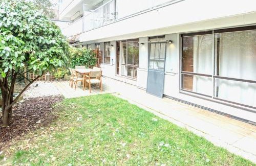 Republique–Point-du-Jour Apartamento | Appart with Garden - 15 min from Eiffel Tower
