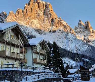 San Martino di Castrozza Apartamento | Appartamento Fiorella