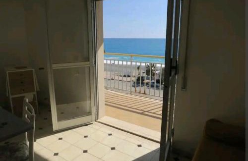 Marina di Gioiosa Ionica Apartamento | Appartamento con vista sul mare