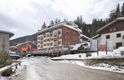 Santa Caterina Valfurva Apartamento | Appartamenti I Portici