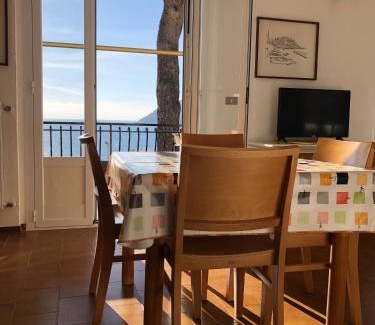 Marina di Andora Apartamento | Appartamenti La Pineta
