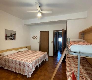 Lido di Jesolo Apartamento | Appartamenti Residence Foscolo