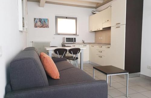 Lecco Apartamento | Appartamenti tra Lago e Montagna CASA IDEALE LECCO