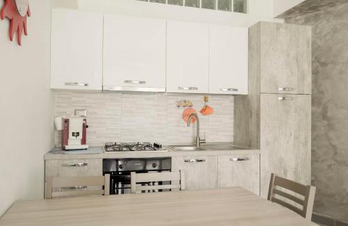 Agropoli Apartamento | Appartamento 4 posti letto, vicino al centro e al mare, con terrazza, aria condizionata, parcheggio privato e wifi