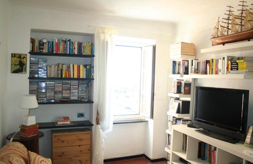 Sturla Apartamento | Appartamento a 10 metri dal mare (con posto auto)