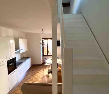 Cecina Apartamento | Appartamento a Cecina sul Lago di Garda