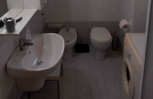 Sud Apartamento | Appartamento a Pochi Minuti Dalla Città Vicino Alla Fiera e Ospedale Borgo Roma