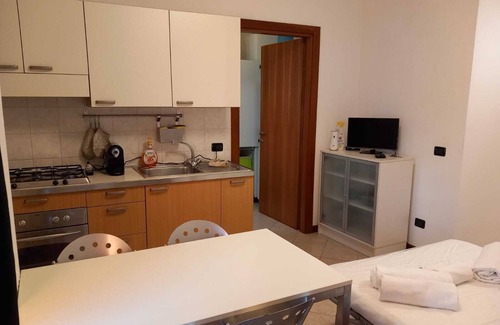 Sud Apartamento | Appartamento a Pochi Minuti Dalla Città Vicino Alla Fiera e Ospedale Borgo Roma