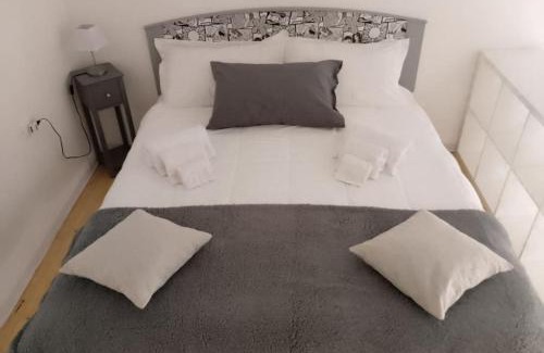 Corso dei Mille - Sant'Erasmo Casa | Appartamento centro storico(Nina's house stazione)