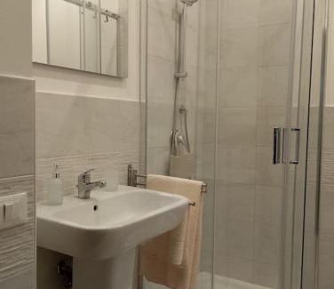 Corso dei Mille - Sant'Erasmo Casa | Appartamento centro storico(Nina's house stazione)