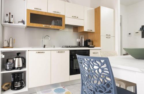 Luino Apartamento | Appartamento Clalia