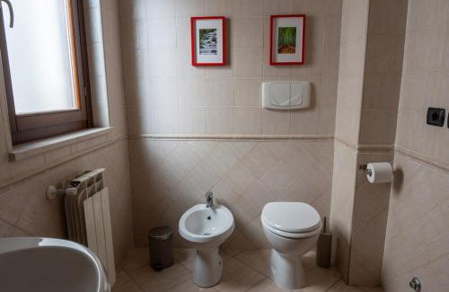Centro Giano Apartamento | appartamento con terrazzo vicino all'aeroporto di Fiumicino e alla fiera di Roma
