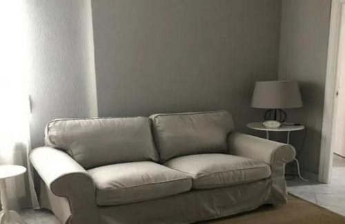 Vermezzo Apartamento | Appartamento con 2 camere da letto a Vermezzo , Maggio