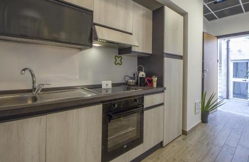 Matera Apartamento | Appartamento con 2 camere e 2 bagni in centro con parcheggio