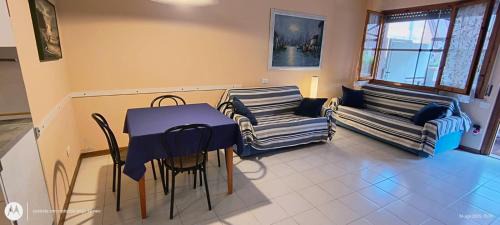 Porto Azzurro Apartamento | Appartamento con 2 terrazze Porto Azzurro a 300 mt dal centro