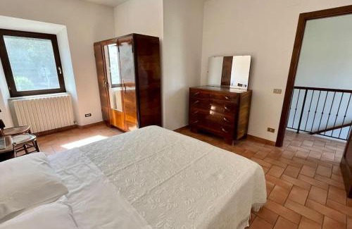 Fermo Apartamento | [Appartamento con vista] Finestra sulle colline