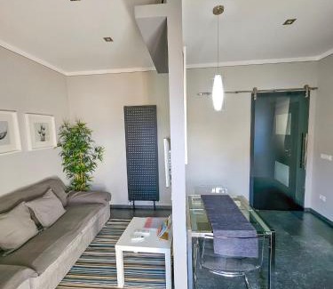 Cannero Riviera Apartamento | Appartamento Elegante