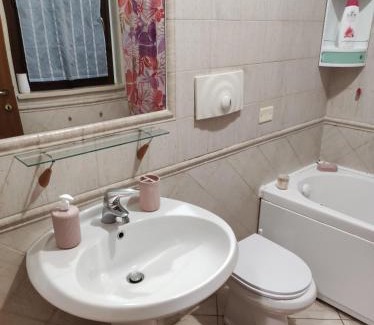 Centro Giano Casa | appartamento fiera di Roma da Manu
