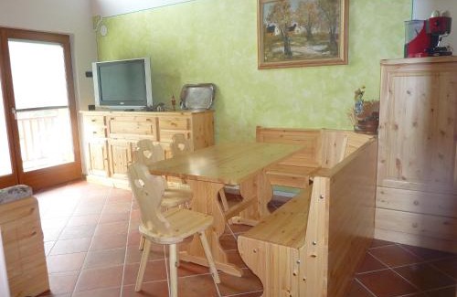 Ponte Arche Apartamento | Appartamento finestra sul parco