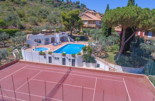 Monte Argentario Apartamento | Appartamento in residence con piscine e tennis