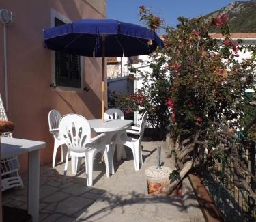 Pomonte Apartamento | Appartamento Il Girasole