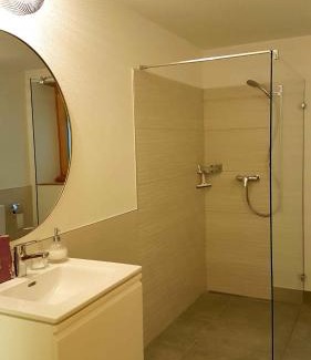 Poschiavo Apartamento | Appartamento incantevole: CASA SAN PIERU