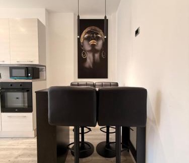 Falconara Marittima Apartamento | Appartamento Moderno, Comfort, Mare e Posizione Top