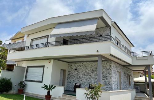Lavinio Lido di Enea Apartamento | Appartamento la Perla - vicino al mare