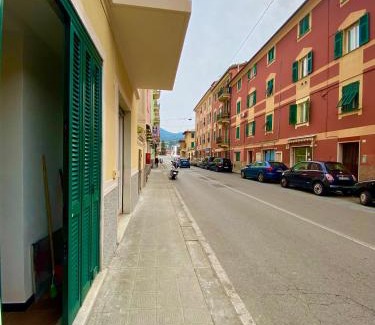 Riva Trigoso Apartamento | Appartamento LA ROSA